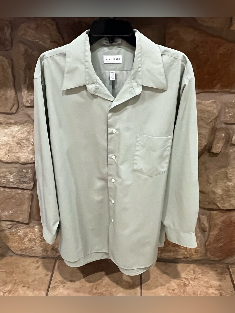 Van Heusen Sage Green Dress Shirt Men's XL 17 1/2 32/33 L/S Button Down